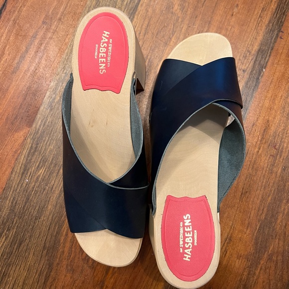 Blue leather Swedish Hasbeens size 41 (EU), never worn. - Picture 2 of 8